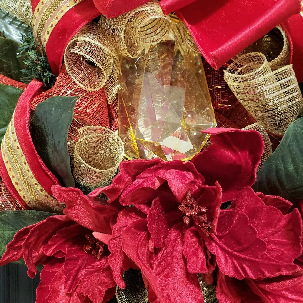 Classic Red and Gold Christmas Magnolia And Gem Door Wreath